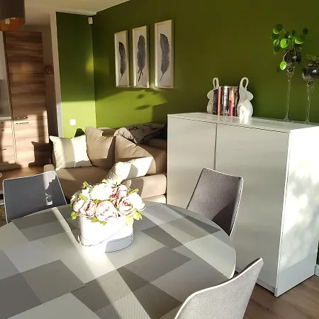 Felix Free Parking *